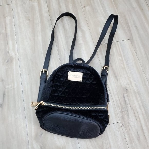 NEW Bebe Black Quilted Velvet Mini Backpack - Picture 1 of 8